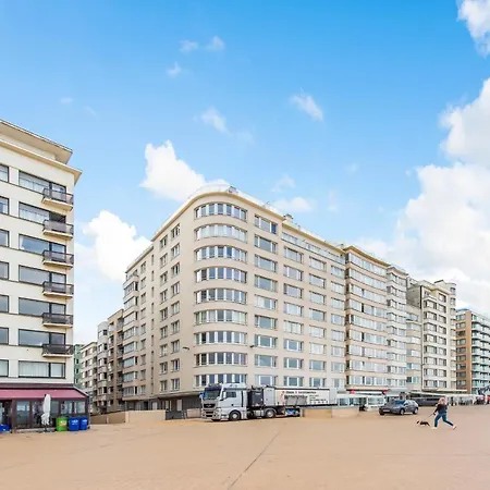 Apartment Seaview For 2 In Ostende